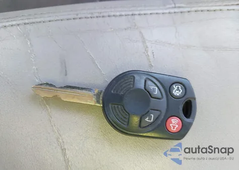 2009 Ford Escape Hybrid Limited z USA, uszkodzony, nr VIN 1FMCU49359KA88210